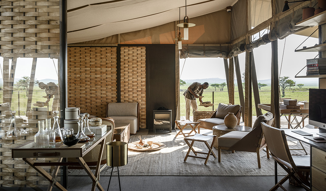 African Pathfinder -tented camp